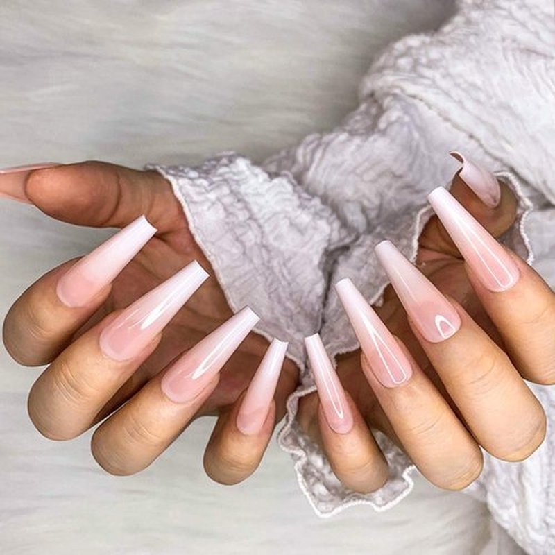 Artquee 24pcs French Ballerina White Ombre Long Coffin Glossy Fake Nails Press on Nail False Tips Manicure for Women