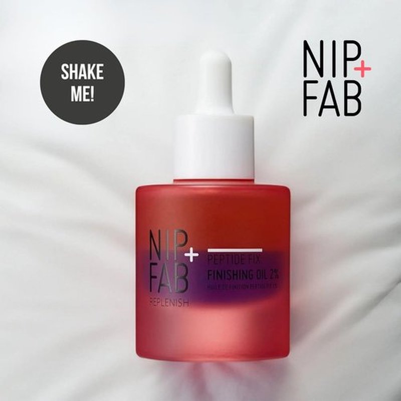 Nip+Fab Peptide Fix Finishing Oil 2%, 1.01 fl oz, Perfect Finish for All Skincare Routines, Support the Skin Barrier, Brighter Smoother Skin Lightweight Bi-Phase Anti-Wrinkle Formula