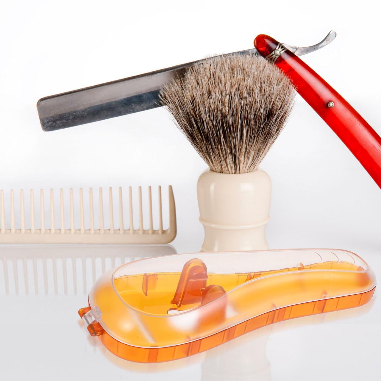 Beavorty Travel Razor Case for Men Lightweight Portable Shaver Storage Box with Secure Strap Compact Razor Protection for Electric Razors 6.49X2.36X1.37In