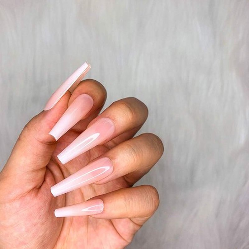 Artquee 24pcs French Ballerina White Ombre Long Coffin Glossy Fake Nails Press on Nail False Tips Manicure for Women
