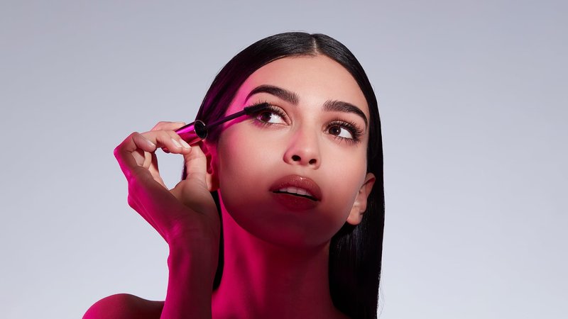 Vamp! Lash Extender Mascara - 112 Extra Black by Pupa Milano for Women - 0.47 oz Mascara