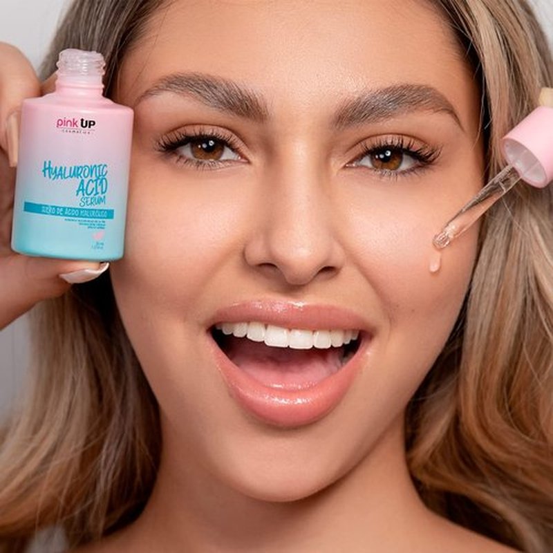 PINK UP, Hyaluronic Acid Serum| Hyaluronic Acid| Face Serum| Deep hydration to facial skin| Minimizes expression lines| Dalays the sings of aging | Model PKSK07
