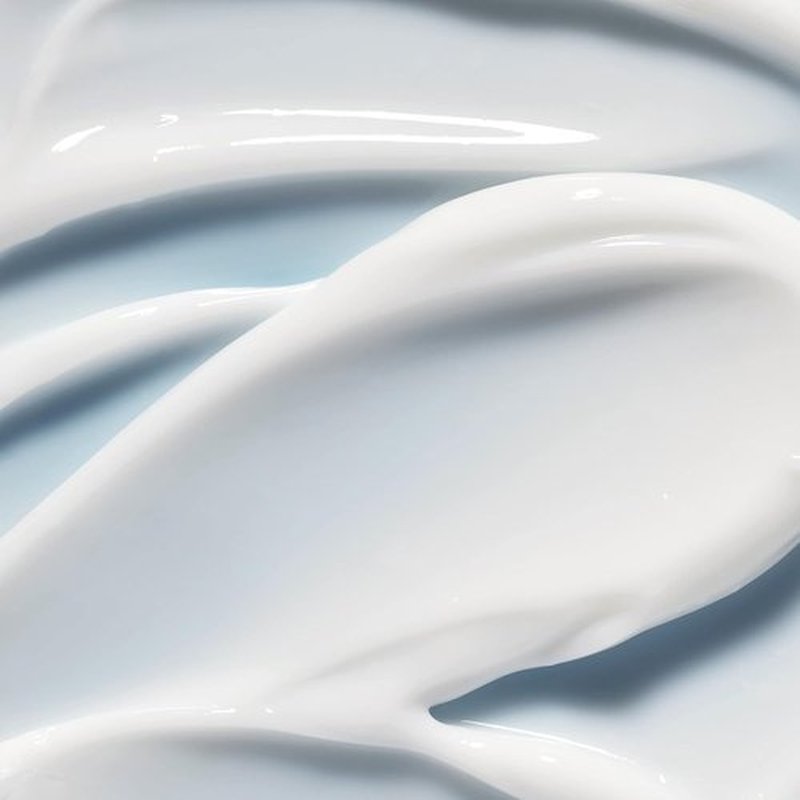 e.l.f. SKIN Hydrating Eye Cream - Rich Formula to Minimize Dark Circles | Infused with Hyaluronic Acid, Vegan