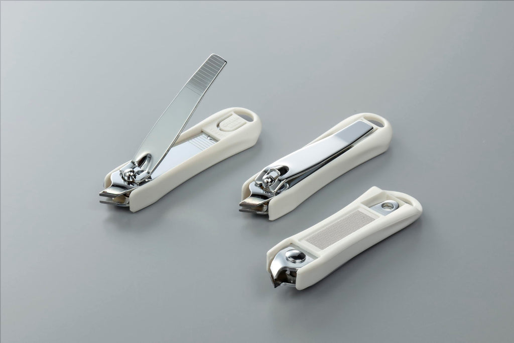 SE-033 – Shear with Lime File, White
