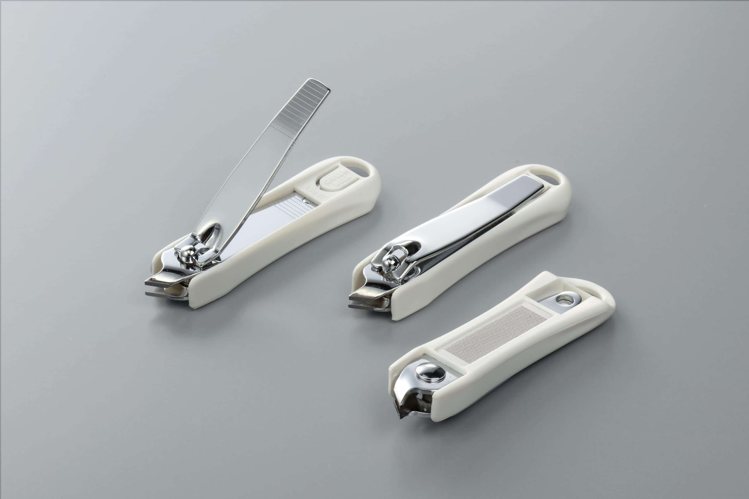 SE-033 – Shear with Lime File, White