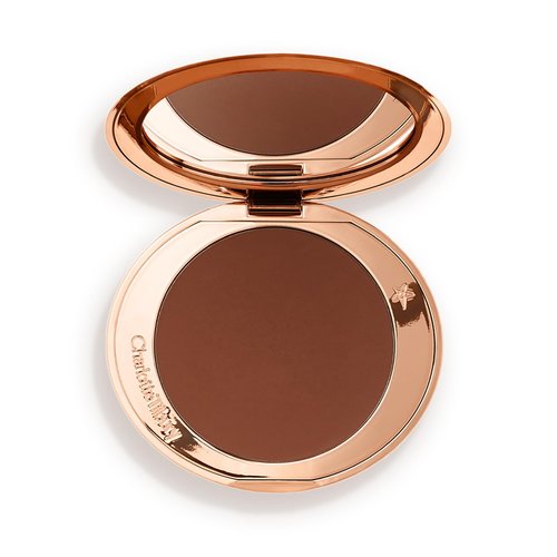 Charlotte Tilbury Airbrush Matte Bronzer - Smoothing Powder for Flawless Skin - Refillable with Silky Mica & Hyaluronic Acid
