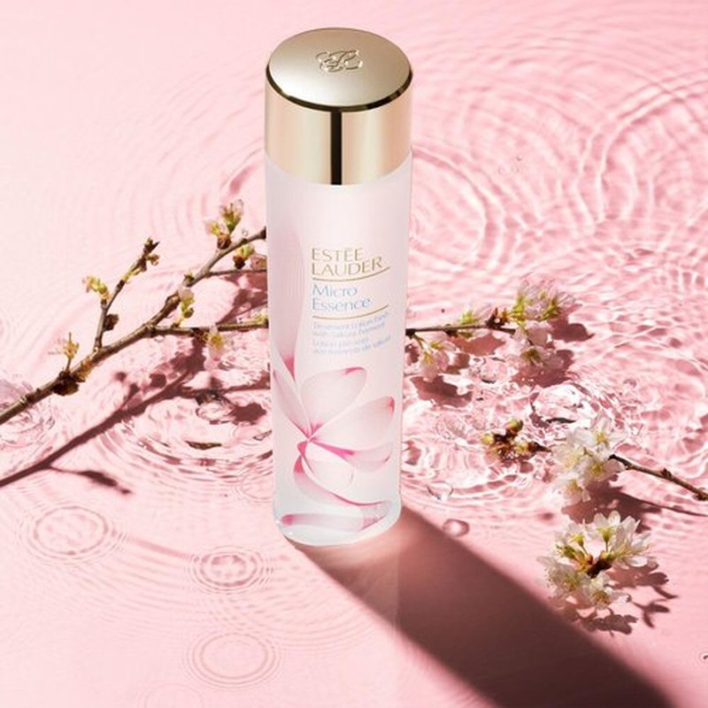 Estée Lauder Micro Essence Treatment Lotion Toner Fresh with Sakura Ferment | Hydrating & Soothing + Skin Barrier Repair, 3.4 Fl Oz