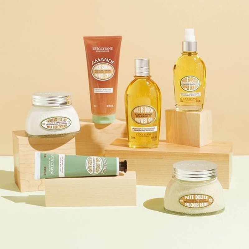 L'OCCITANE Almond Delicious Hands Cream - Nourishing Moisturizer | 5.20 Fl Oz