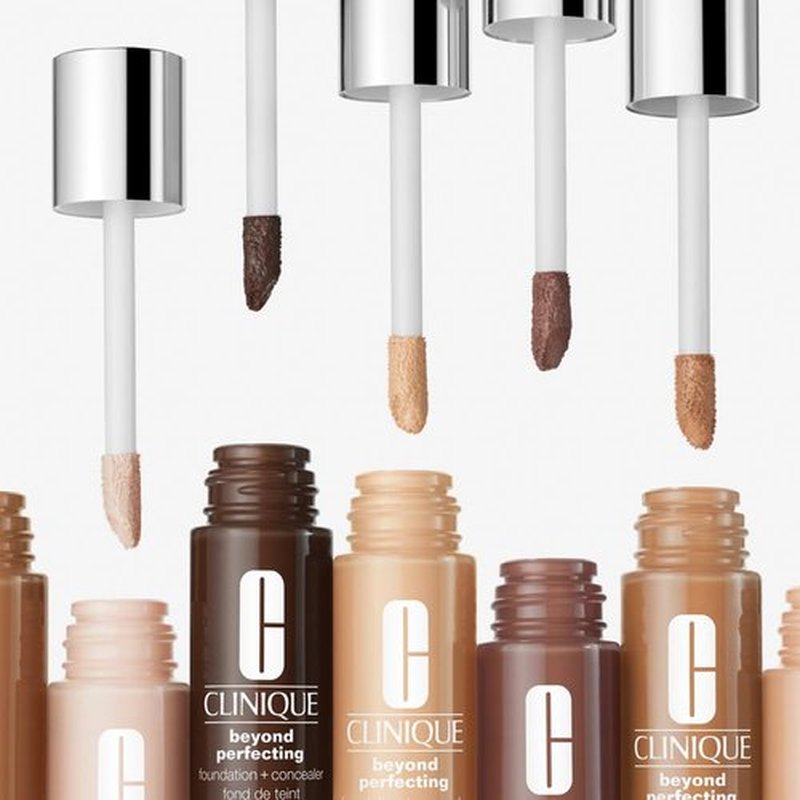 Clinique Beyond Perfecting Foundation & Concealer - Lightweight Full Coverage for All Skin Types | Natural Matte Finish