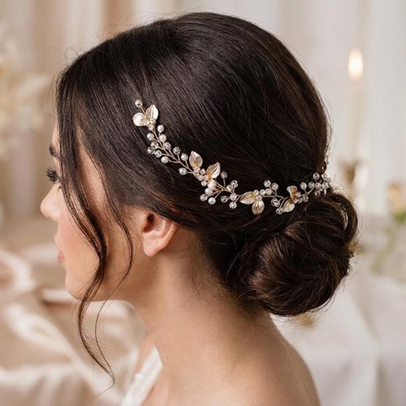 PTORIZNY Crystal Wedding Hair Comb Rhinestone Pearl Bride Hair Combs Gold Side Hair Combs Leaf Pearl Headpiece Bridal Hair Accessories for Women Christmas hair accessories