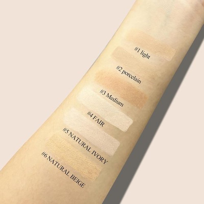 Skiennix 4-in-1 Mineral Pressed Powder - SPF 35 Foundation with Concealer & Matte Finish | Light to Medium Coverage, 01 Light