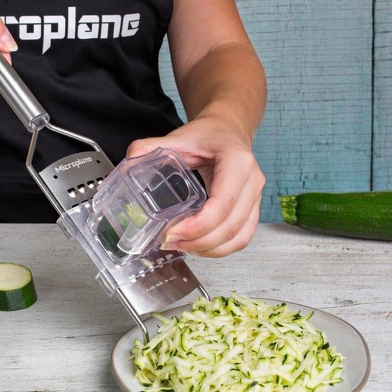 Microplane Professional Series Kitchen Grater - Extra Coarse Stainless Steel Blades for Potatoes, Zucchini, and Cheese - Made in USA