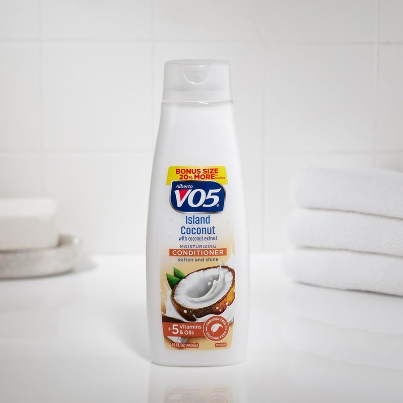 VO5 Conditioner - Silky Experience with Island Coconut - 12.5 Oz for Luxurious Hair Care