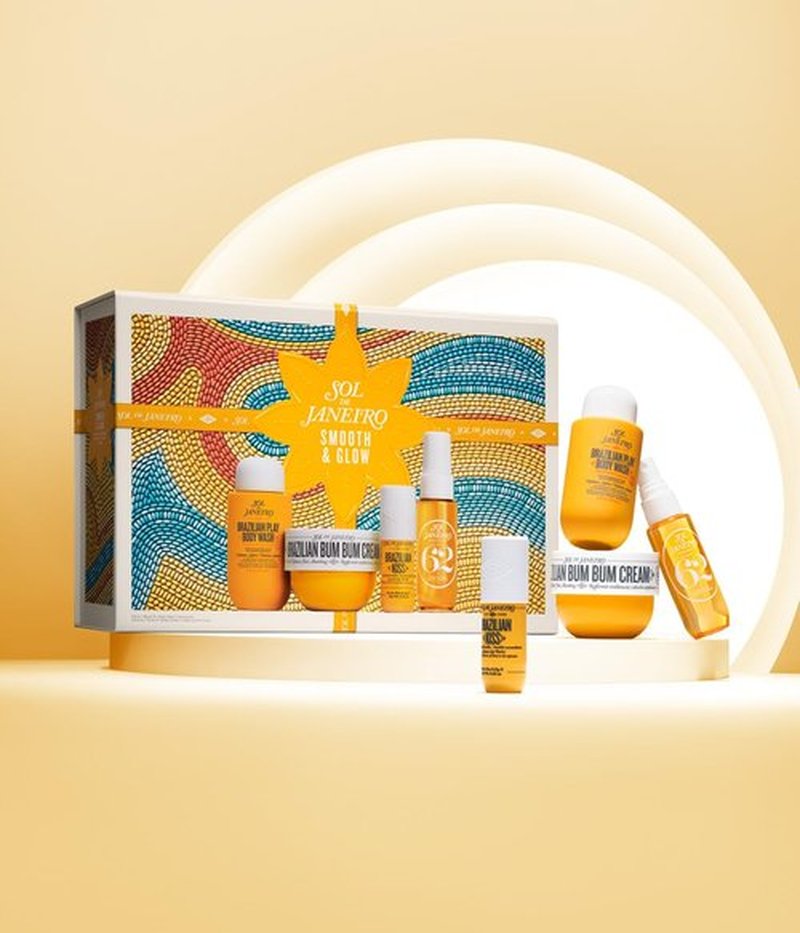 Sol de Janeiro Gift Set - Smooth & Glow Body Routine | Travel Size Bum Bum Minis including Bum Bum Cream, Brazilian Play Body Wash, Cheirosa 62 Mist, and Brazilian Kiss Lip Balm