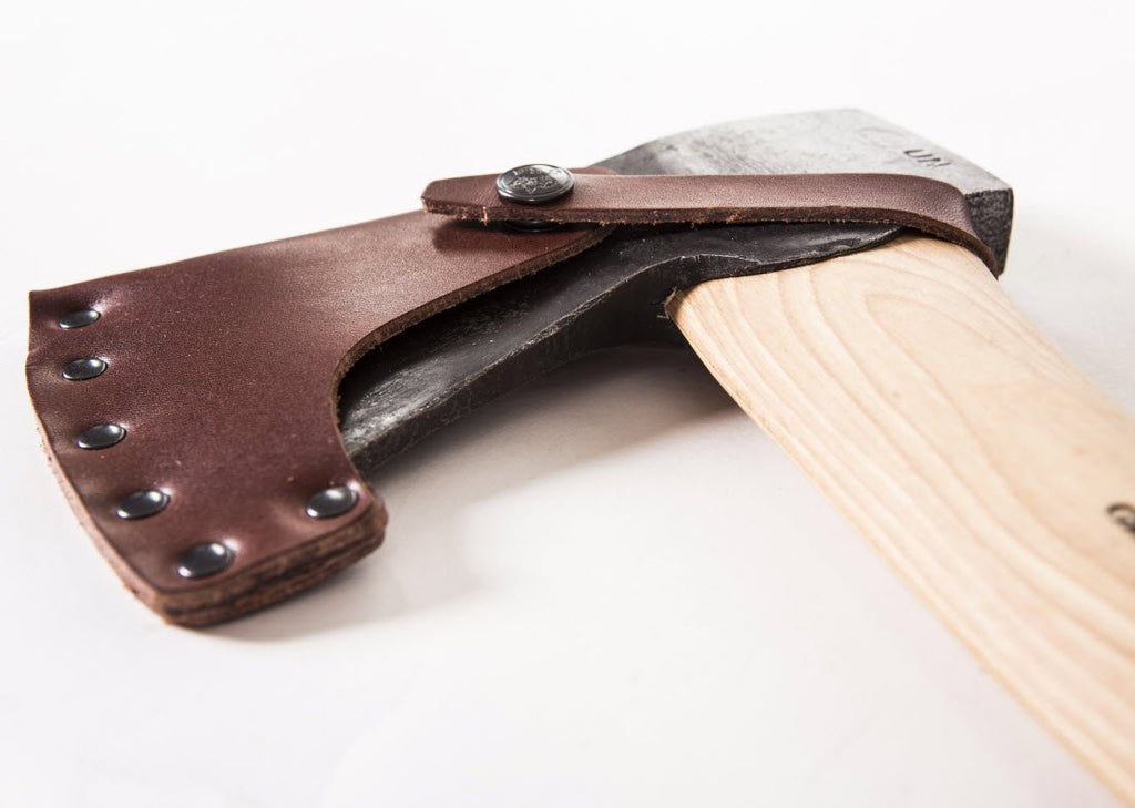 Gransfors Bruk 25" Scandinavian Forest Axe with Ceramic Grinding Stone (Bundle: 2 Items)