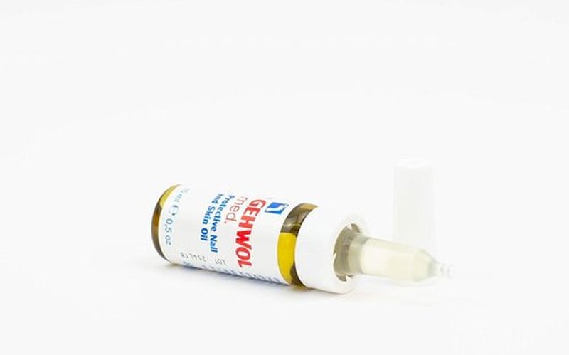 Gehwol Med Protective Nail & Skin Oil - Nourishing Formula for Unisex | 15 ml/0.5 oz