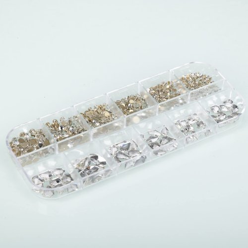 MAEXUS Nail Art Rhinestones, Nail Gems Flat Back with Tweezers and Drill Pen for Nail Art Craft, Face Make-up, Home DIY and Professional Use (580 Pcs, White)