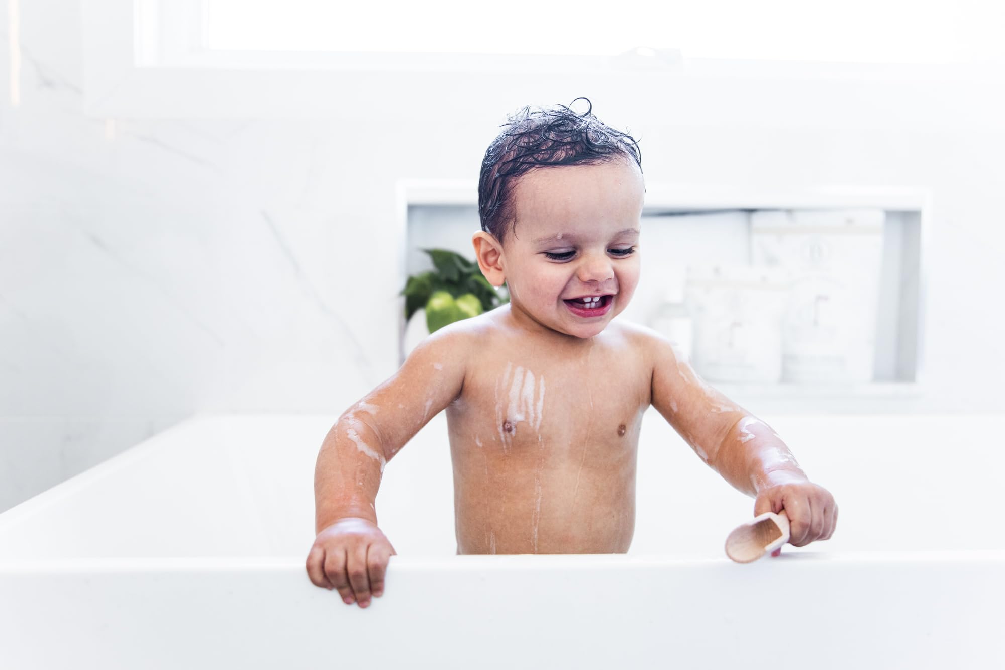 Bathorium Little Charlie Bath Soak, Nourishing Soak for Babies, Made with Colloidal Oat, Chamomile & Coconut, Moisturizes & Soothes Delicate Skin, 26 oz