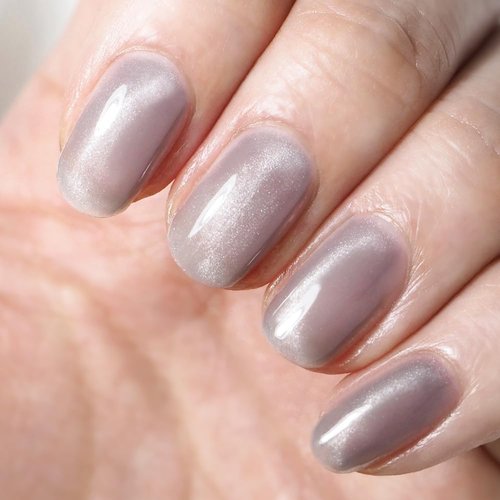 HoMei Weekly Gel – Holographic Cat Eye Gel Nail Polish with Glitter Shine, Magnetic Color, Easy Peel-Off UV Gel from Japan, Nail Paint with Magnet Stick for Home DIY, STORM, 0.34 Fl Oz