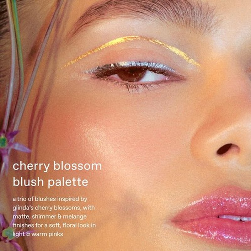 r.e.m. beauty by Ariana Grande Wicked: For Good | Cherry Blossom Blush Palette | Pink | Blendable, Creamy Formula Blurs and Perfects Skin | Blendable, Creamy Formula | 3 Shades