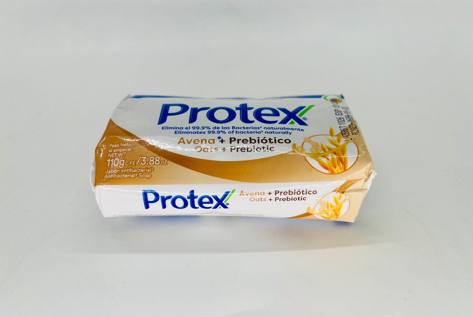 Protex Oats with Prebiotic Antibacterial Bar Soap, Natural Protection Formula, 3.88 oz, Flaxseed Oil Enriched