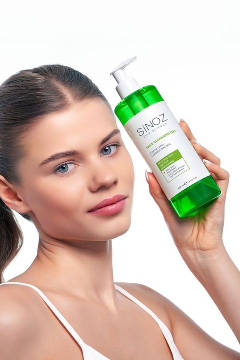 Sinoz Perfect Sebum Balancing Facial Cleansing Gel | With Salicylic Acid & Niacinamide | For Oily & Combination Skin | Deep Pore Cleanser & Oil Control | 400 ml
