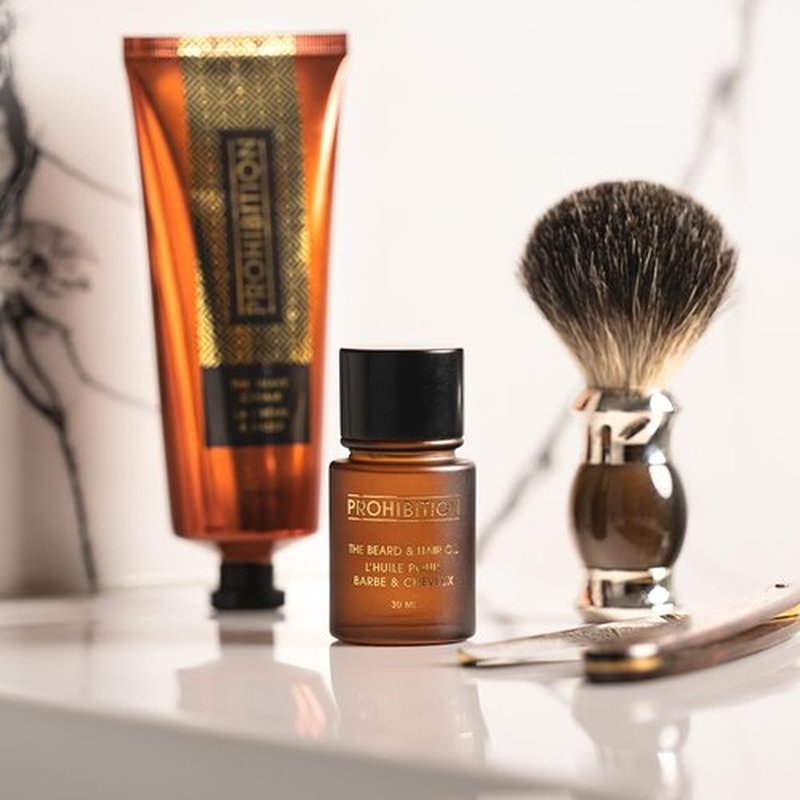 Skiennix Shaving Cream - Paraben-Free Formula with Macadamia Nut Oil & Oat Milk | 250 ml for Sensitive Skin