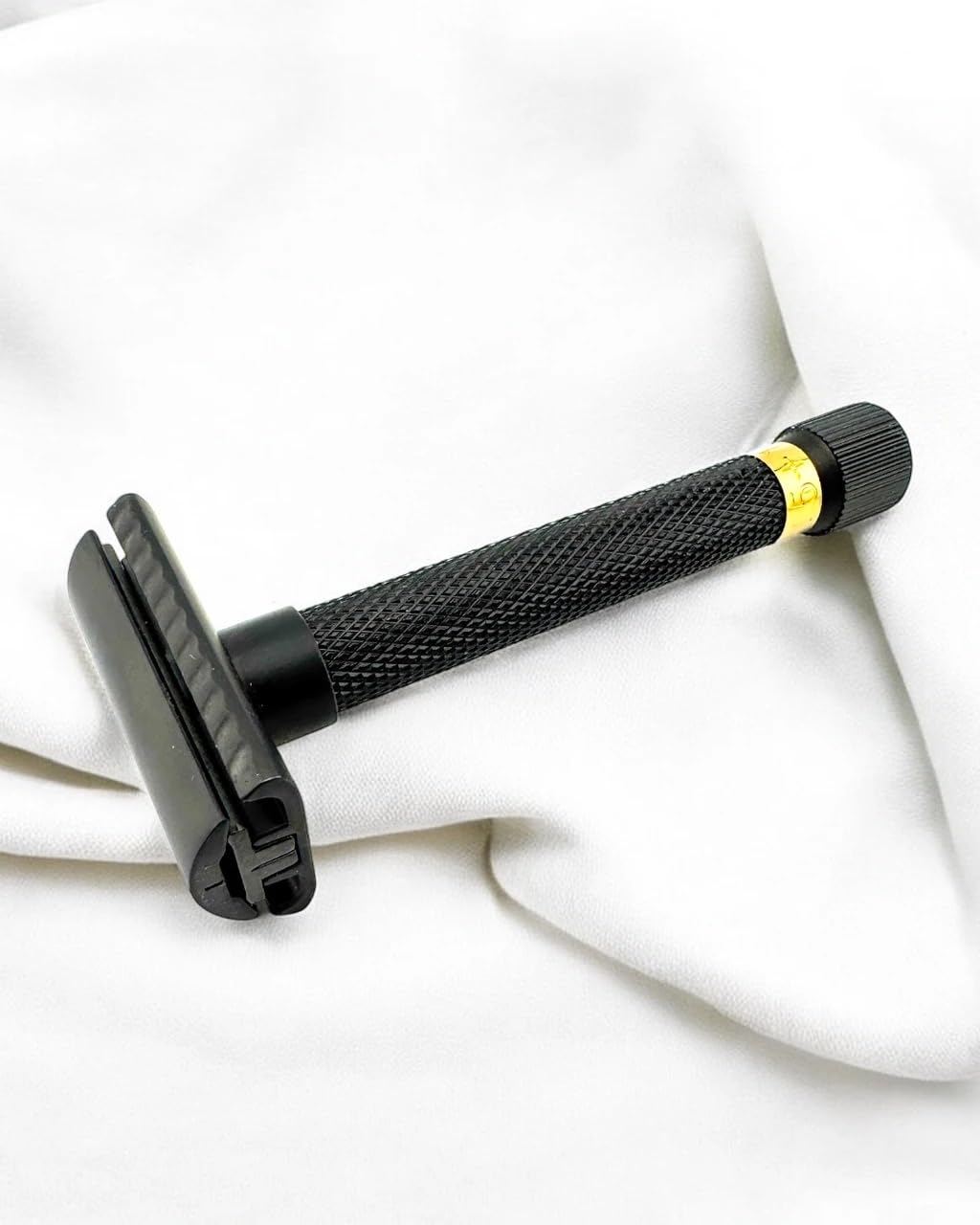 Parker Variant Adjustable Safety Razor Anniversary Edition Black & Gold, Solid Brass Double Edge Razor With 5 Settings, Two Piece Design, Heavyweight Handle For Precision Shaving