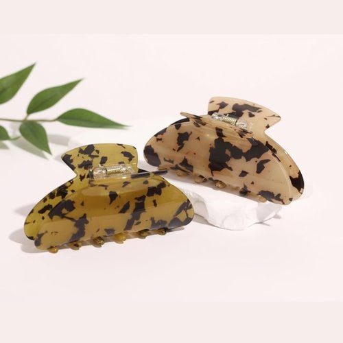 2PCS Tortoiseshell Leopard Hair Clips for Women Girls – Vintage Acetate Medium Claw Clips, Trendy French Style Hair Accessories for Thin Hair
