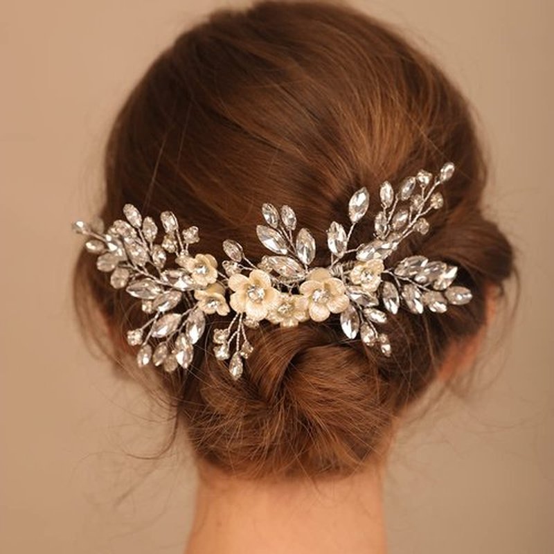 BERYUAN Bridal White Flower Light Blue Crystal Rhinestone Hair Comb for Bride Bridesmaid Sliding side Headpieces Wedding Hair Accessories for Women and Girls (Blue 1)