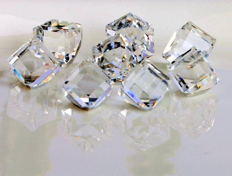 60PCS /lot 3D Cube Square Rhinestone Crystal Glass Nails Beads Decoration Manicure Nail Art (Clear)