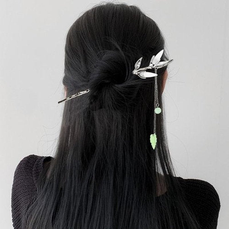 6PCS Star Moon Hair Sticks for Buns Long Hair Chinese Hanfu Asian Vintage Hair Chopsticks Metal Silver Hair Bun Updo Holders Long Hairpins for Women Girls