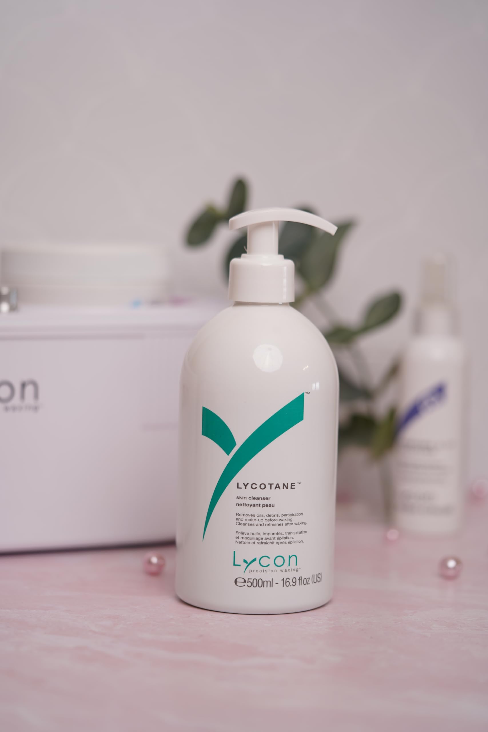 Lycon Lycotane Skin Cleanser, Pre-Wax Cleanser, Soothing Pre and Post Wax Skin Care Made with Jasmine & Chamomile, Vegan and Gluten-Free, 500ml