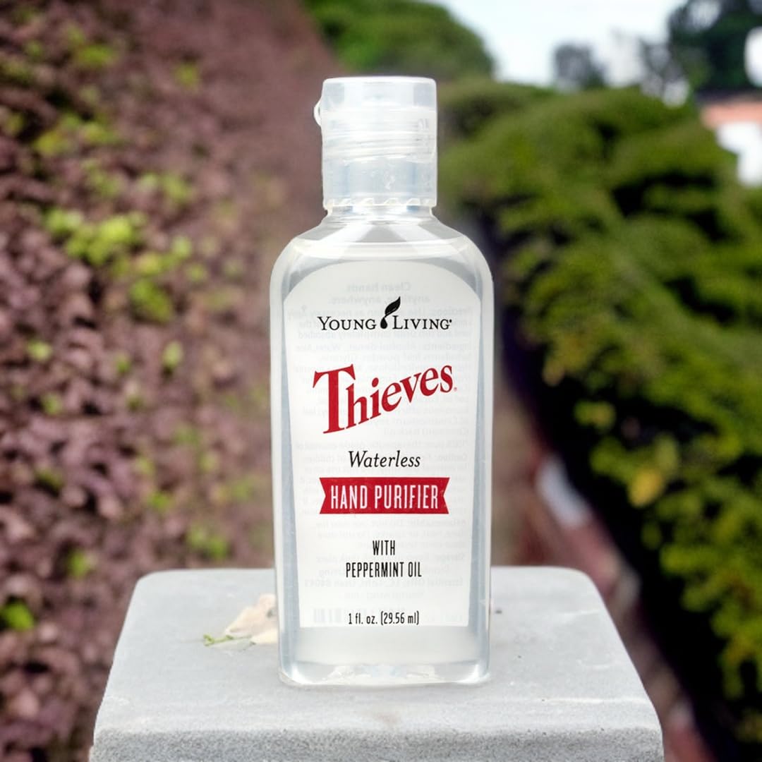 Young Living Thieves Waterless Hand Purifier with Peppermint Oil - Effective cleanser for the Whole Family - Promotes Good Hygiene with Soft Hands - 1oz x 6 Pack
