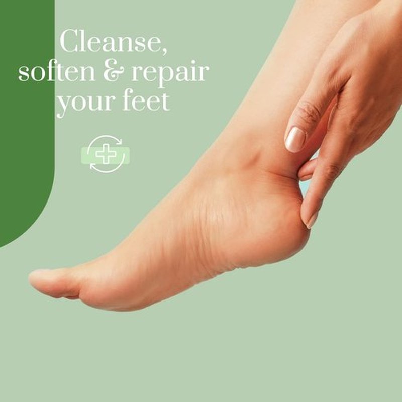 Clear Beauty Mint & Tea Tree Foot Masks Moisturizing Socks - Exfoliating, Hydrating & Revives Cracked Feet - Dermatologist Tested, Clean Beauty & Cruelty-Free Skincare - 3 Pairs