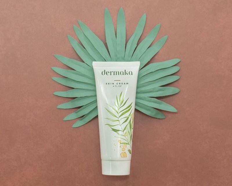 Dermaka Arnica Skin Care Cream - Moisturizing Botanical Formula with Arnica Montana & Vitamins A & E | 4 oz Gentle Hydrating Cream for Face & Body