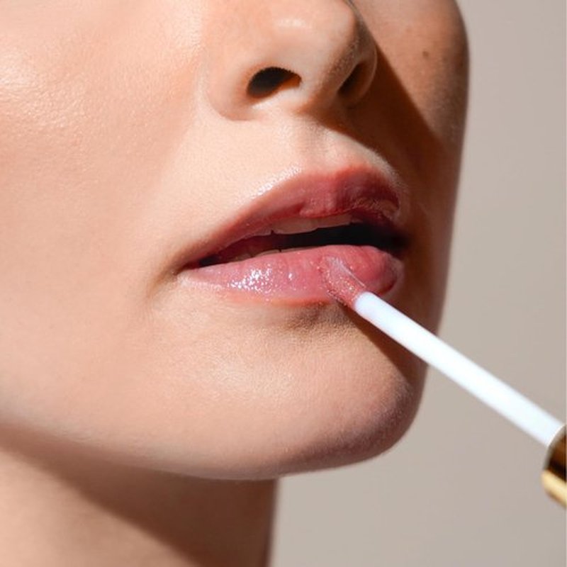 MZ SKIN Volumising Lip Perfector - Peptide Plumping Lip Gloss with Hyaluronic Acid & Mint | 0.10 fl oz