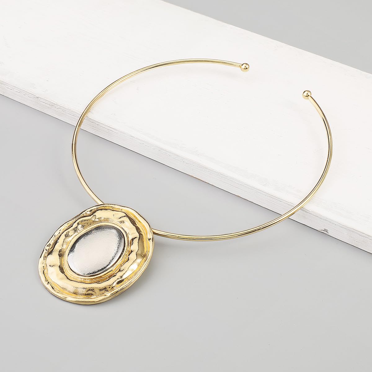 Fashion Chunky Statement Necklaces - African Choker Necklace with Gold Oval Pendant,Tribal Collar Necklace Hammered Metal Jewelry for Women (Gold)