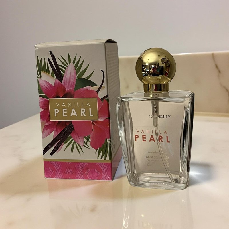 VANILLA PEARL Women's Eau de Parfum - 3.4 fl oz | Enchanting Pear, Sandalwood & Vanilla Blend