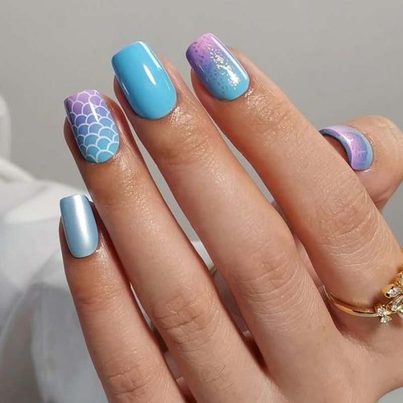 Curvlife Soft Gel Press On Nails Kit - Sea Ocean Full Cover False Nail Tips with Trendy Designs, Reusable & Glue Included - Easy Application Nail Accessories for Women