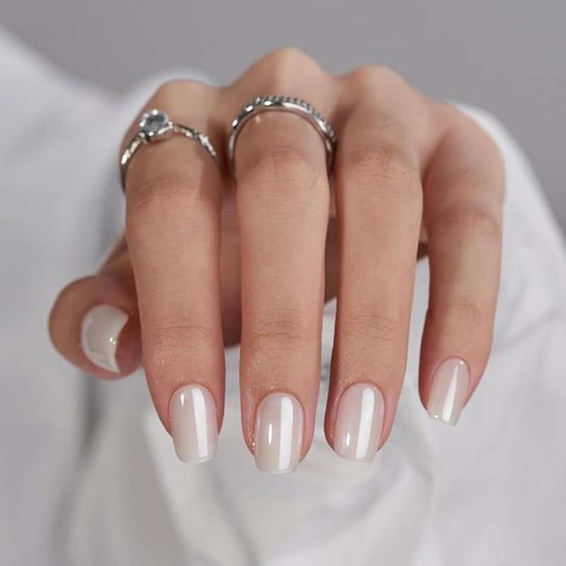 BTArtbox Press On Nails - Short White Soft Gel Nail Tips | Reusable Square Chrome Design in 15 Sizes - 30 Piece Kit