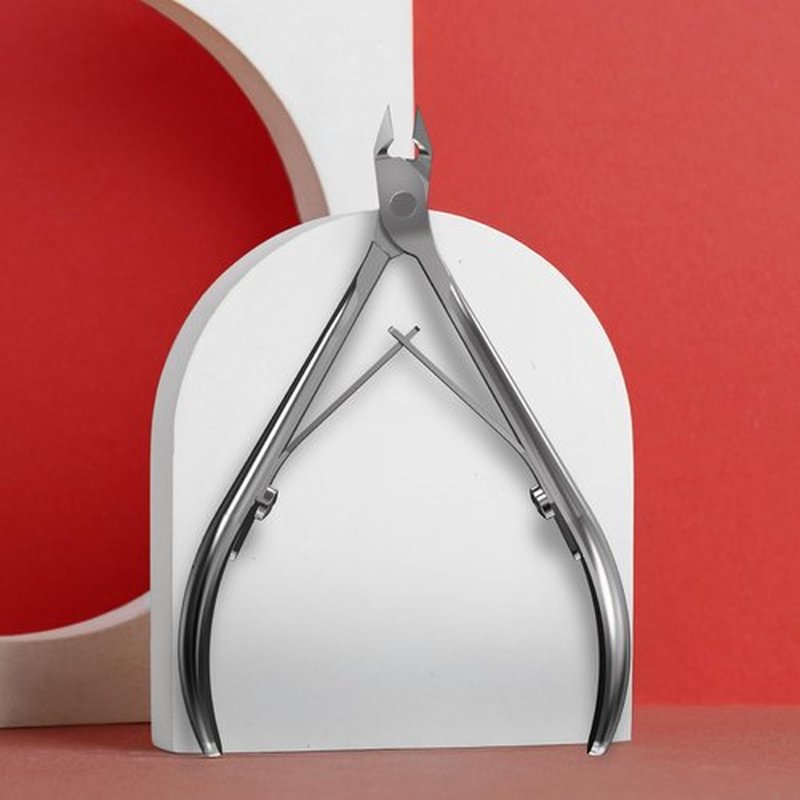 Staleks KM-04 Cuticle Nippers Total Length Approx. 10 cm Cutting Length 0.5 cm