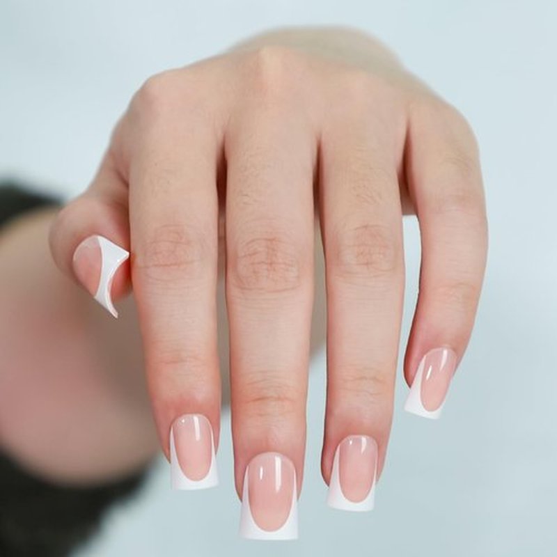 LY LANYOS Press On Nails Duck, Medium Fake Nails, Duck Shaped Glue on Nails, Reusable Supremely Fit Glossy Stick on nails with Nail Glue in 16 Sizes, 32 Pcs, White French