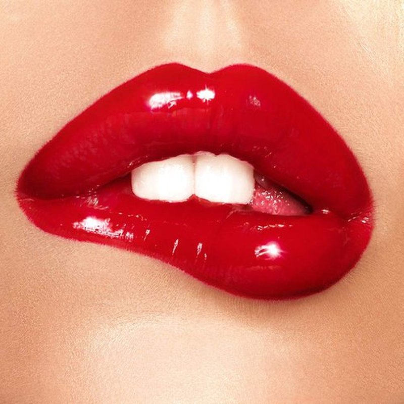 Charlotte Tilbury Lip Lustre Gloss - Hydrating High Shine Formula with Lotus Extract - Long Lasting Moisture