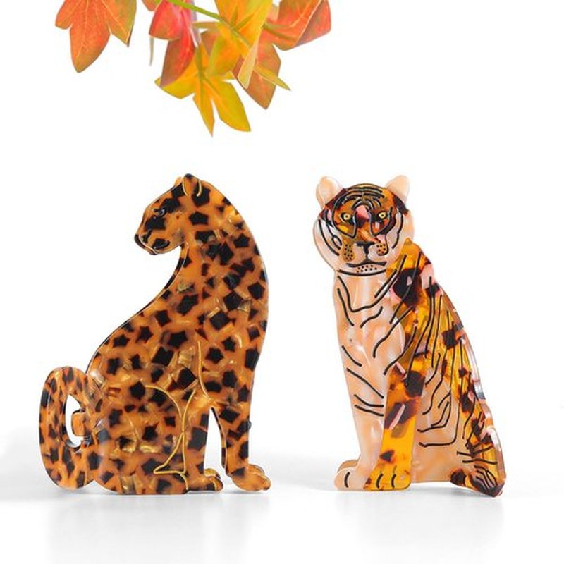 PERSONFUN Leopard Hair Claw Clip, Tortoise Shell Pattern, Acetate Material with Shark Tooth Grip Animal Hair Accessory for Women Girls Gift, 2.36 x 3.66 Inches