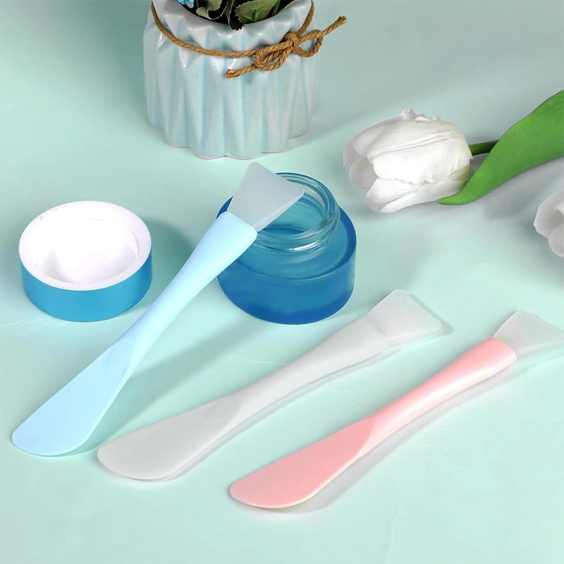 Wopanxye 30pack 2-in-1 Soft Silicone Brush, Cosmetic Spatula for Face Mask Cream Stick Plastic Tip Spoon Disposable Beauty Makeup Tool for Mixing, Sampling, Waxing, DIY Facial Mask Skincare, Reusable