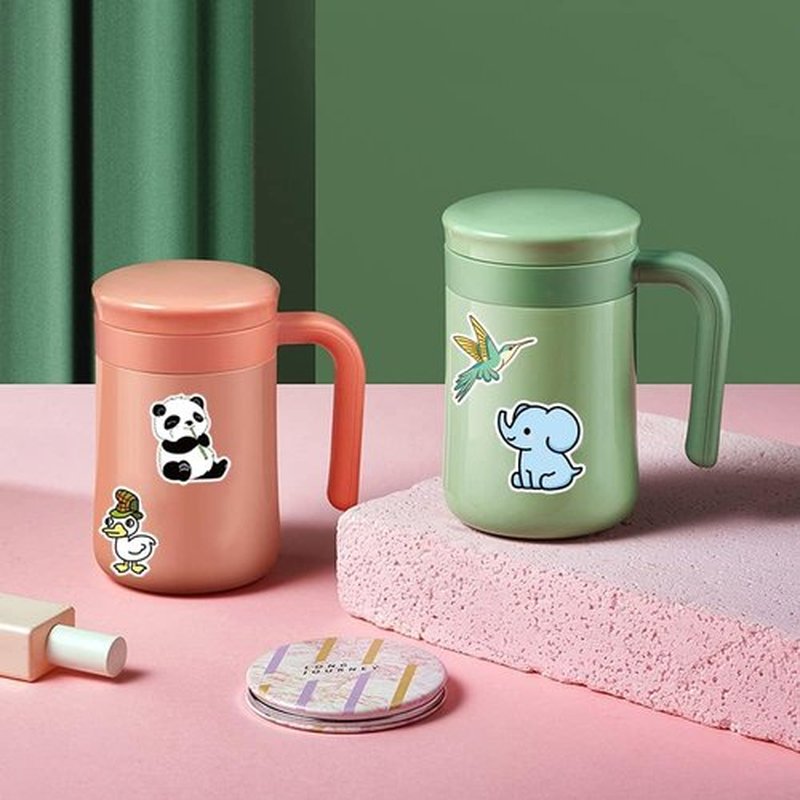 Animal Stickers for Kids, 100PCS Cute Vinyl Waterproof Stickers, Aesthetic Sticker Packs for Water Bottle, Laptop, Phone, Computer, Scrapbooking, Skateboard for Teens Girls Boys Adults