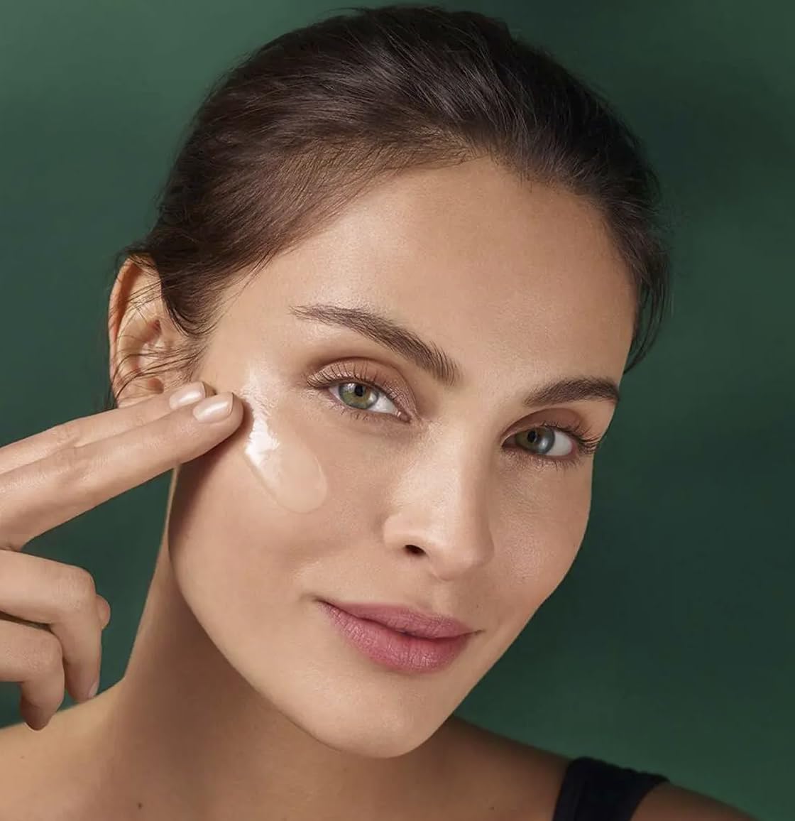 Yves Rocher Lift Pro-Collagen Anti-Wrinkle Lifting Serum, Firming Anti-Aging Face Serum with Plant Collagen & Hyaluronic Acid, Smooths Wrinkles, Improves Elasticity, Hydrating, 30ml / 1 fl oz