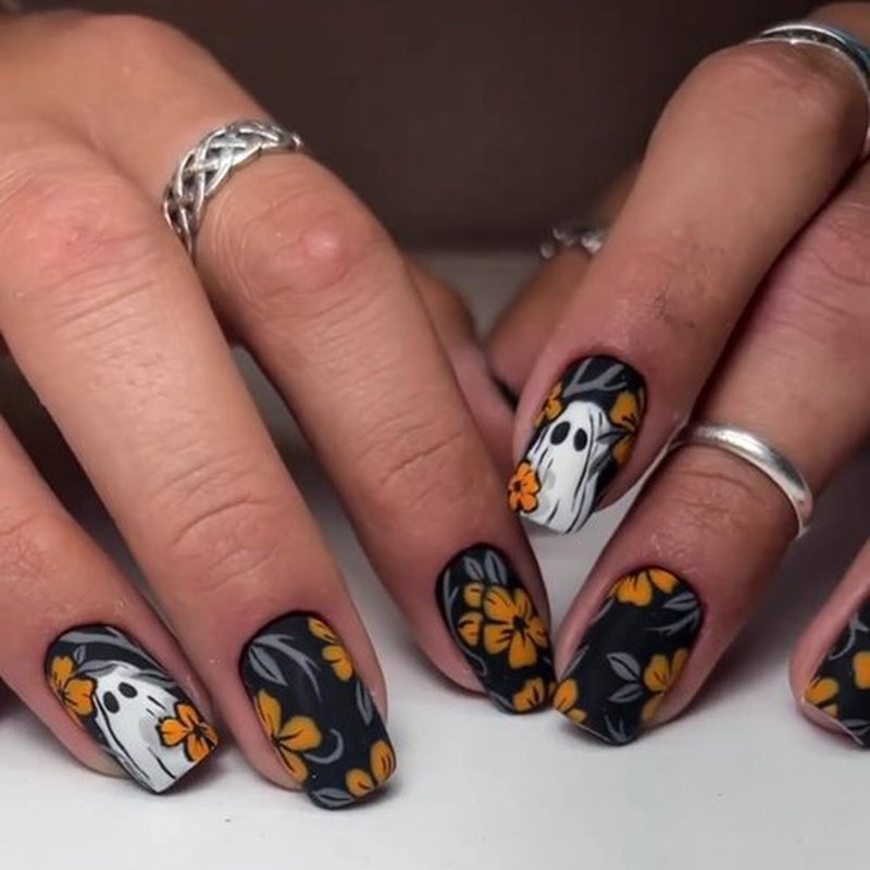 Press on Nails - Short Square Fake Nails with Yellow Flowers Cute Little Ghost Designs Black Matte Artificial Nails Full Cover Stick on Nails for Women Girls Party 12 Sizes - 24 Pcs