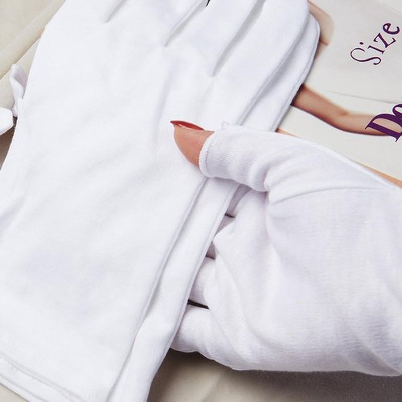 SWAKER 4 Pairs White Cotton Gloves - Fingerless Design 100% Pure Cotton Moisturizing Gloves - One Size Fits Most, Eczema Gloves for Dry Hands